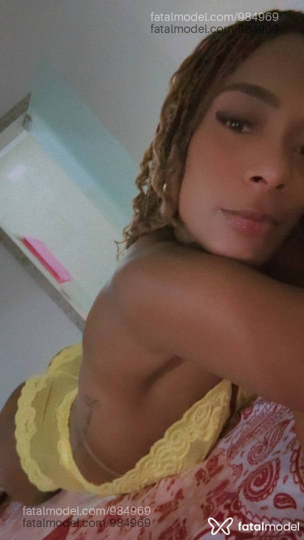 Acompanhante mulher morena (o) de olhos castanhos - Raissa Montez