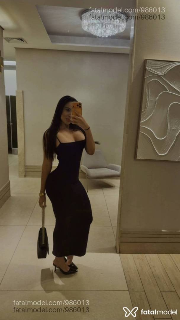 Acompanhante mulher com cabelo castanho de olhos castanhos em Sorocaba - Mel Ferraz
