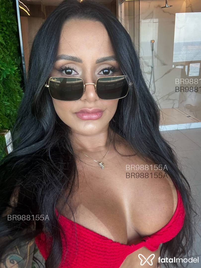 Acompanhante mulher morena (o) de olhos pretos em Vitória da Conquista Acompanhante mulher morena (o) de olhos pretos em Vitória da Conquista - Laura