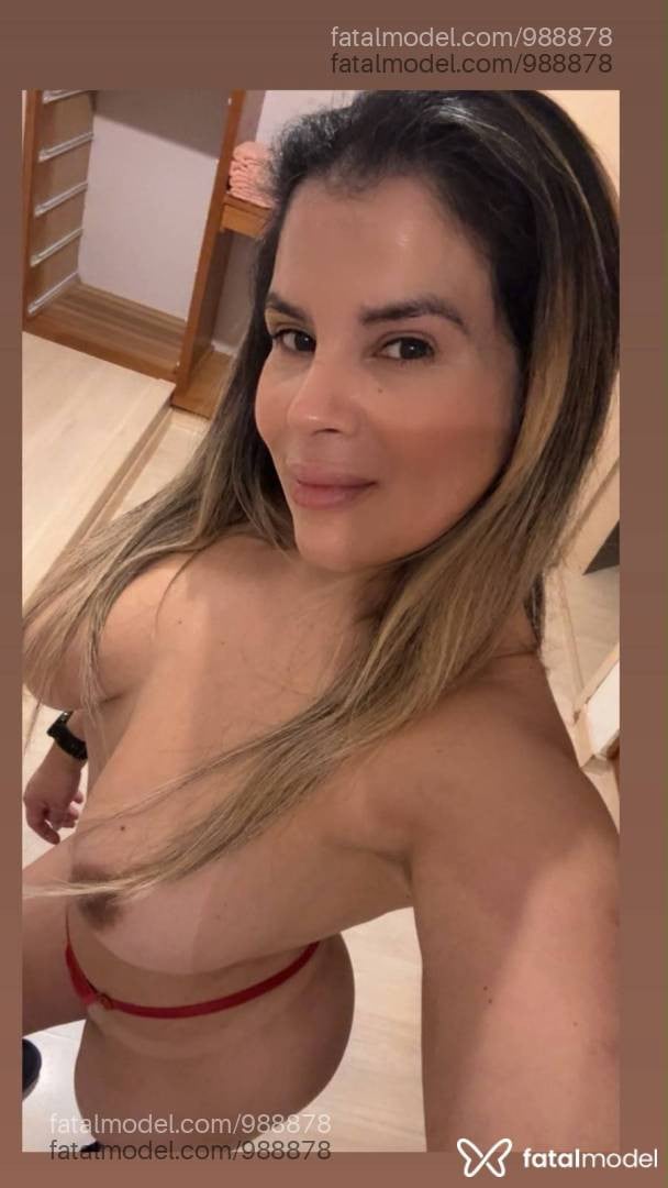 Acompanhante mulher loira (o) de olhos castanhos em Ijuí - Manuela Kipper
