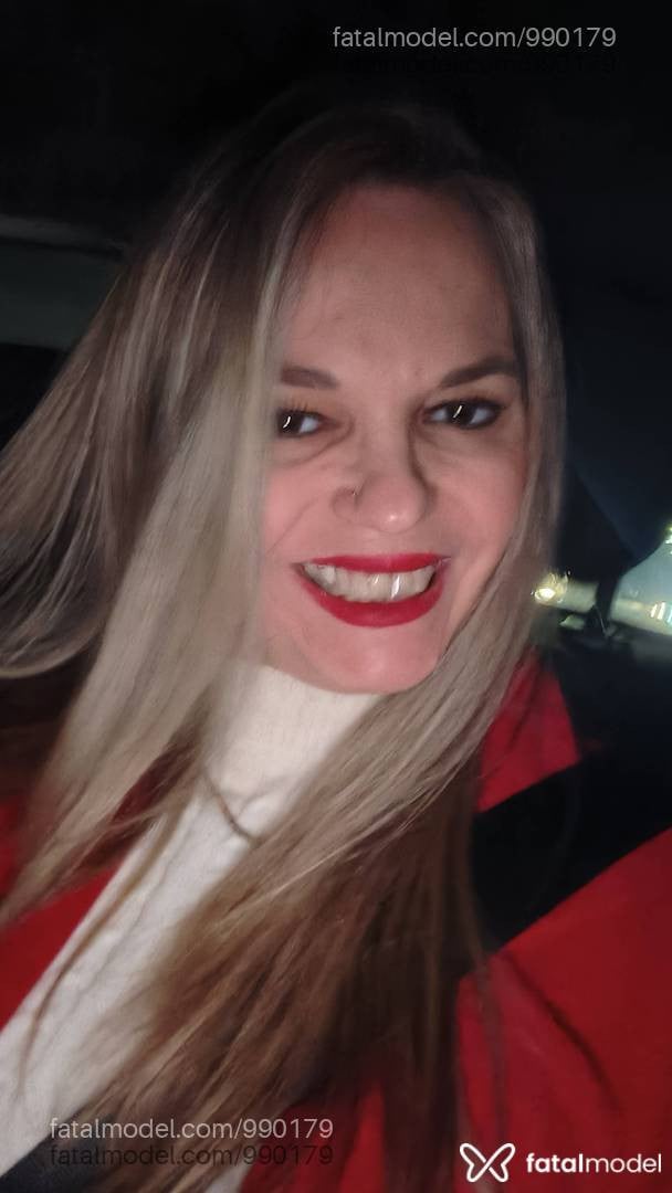 Acompanhante mulher loira (o) de olhos castanhos - Dudagaúcha