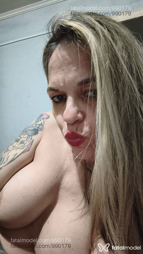 Acompanhante mulher loira (o) de olhos castanhos - Dudagaúcha