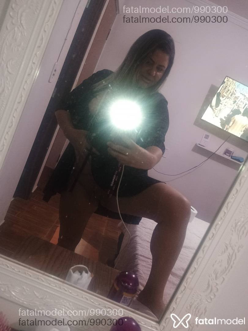 Acompanhante mulher loira (o) de olhos castanhos em Uberlândia - Gaby Safra
