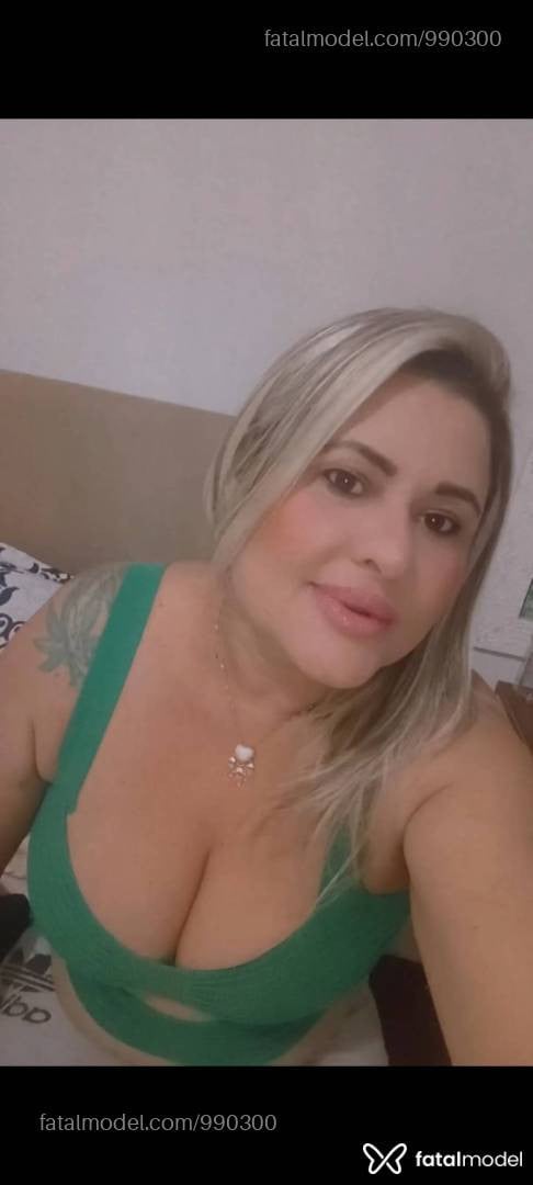 Acompanhante mulher loira (o) de olhos castanhos - Gaby Safra