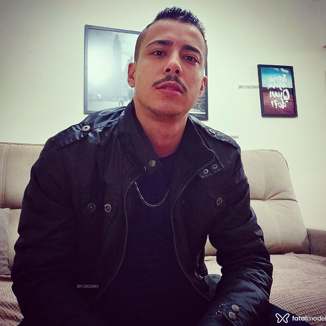 Acompanhante homem morena (o) de olhos castanhos em Rio Claro - Jota ce