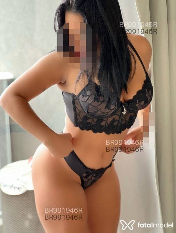 Acompanhante mulher morena (o) de olhos castanhos em Feira de Santana Acompanhante mulher morena (o) de olhos castanhos em Feira de Santana - Bruna Melo