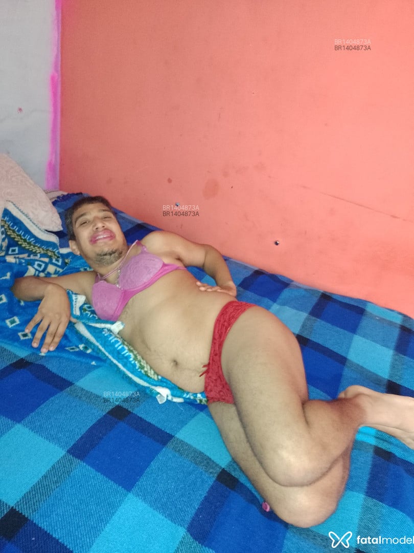 Acompanhante travesti morena (o) de olhos castanhos em Pelotas - Patrícia
