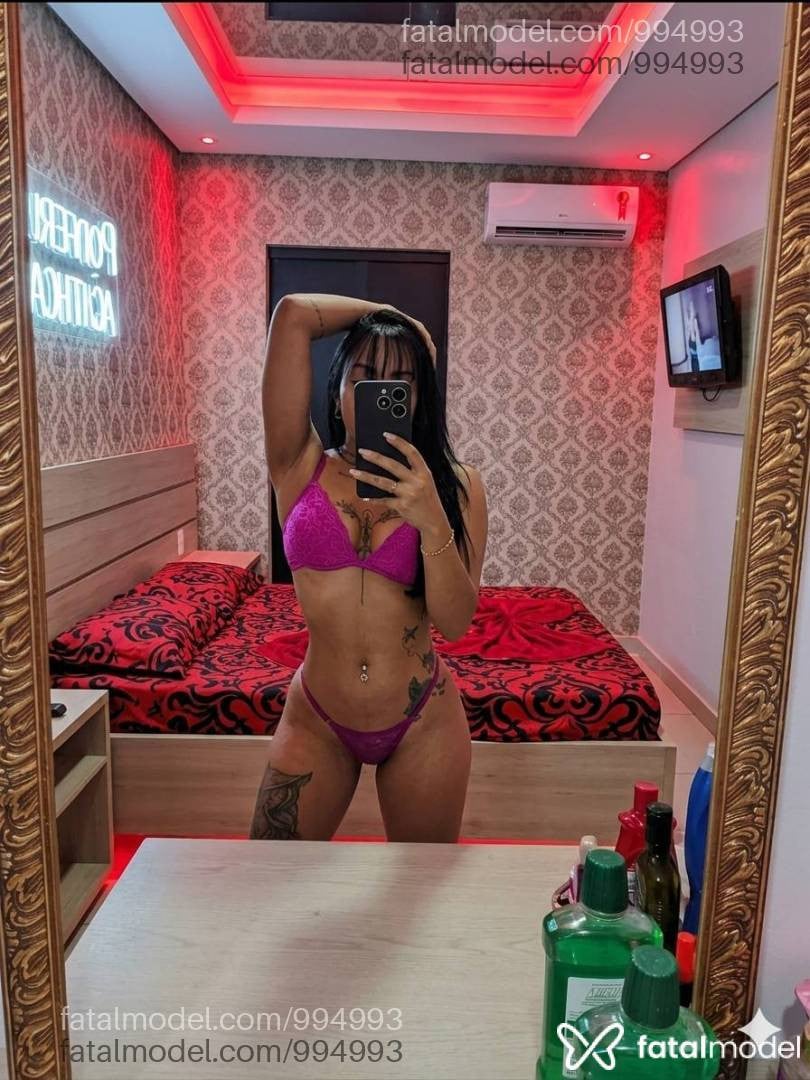 Acompanhante mulher com cabelo castanho de olhos castanhos em São Miguel do Oeste - Estefany Krystal