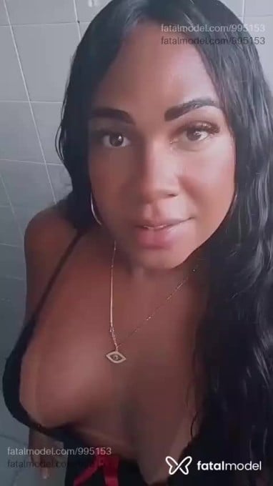 Acompanhante travesti morena (o) de olhos pretos em Ilhéus - Déa Morena