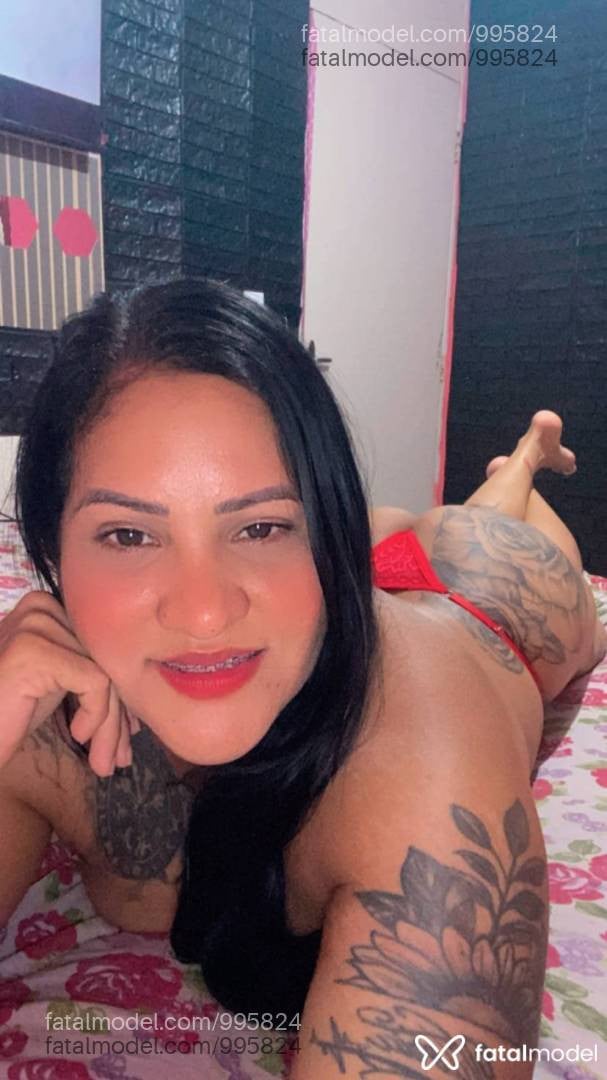 Acompanhante mulher morena (o) de olhos castanhos - Fabby