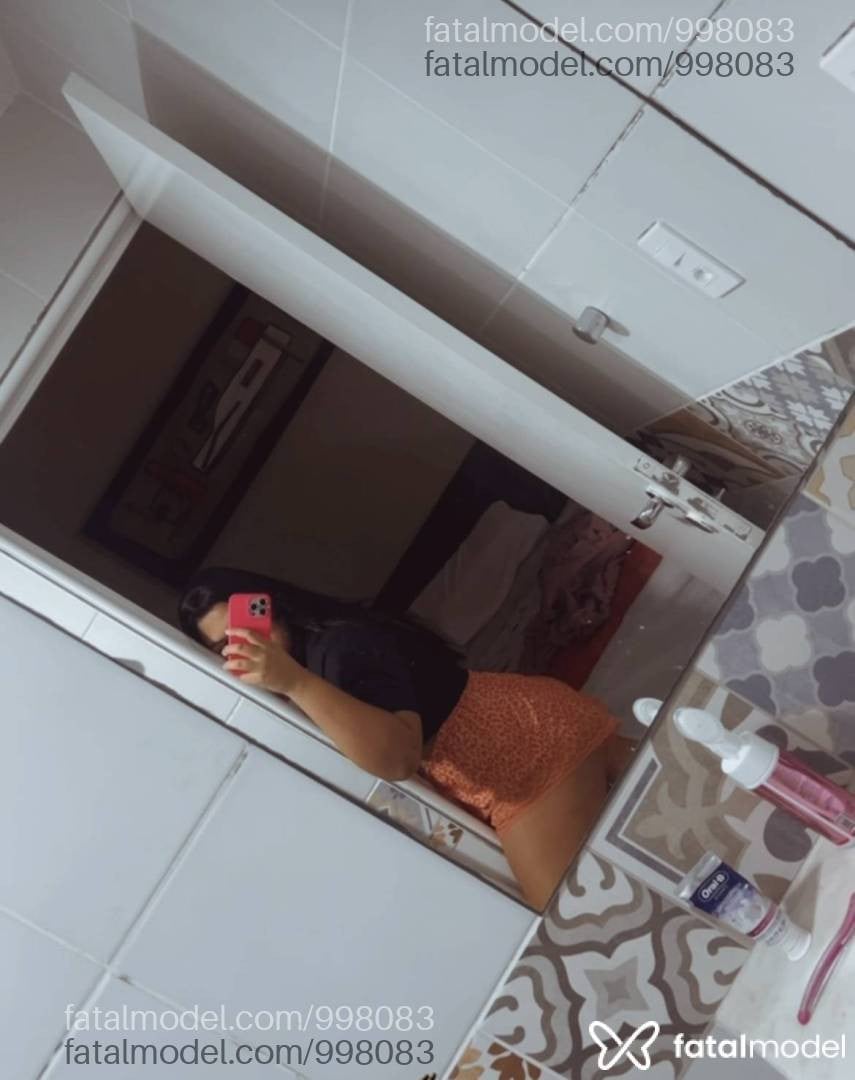 Acompanhante mulher com cabelo castanho de olhos castanhos em Feira de Santana - Laura Souza