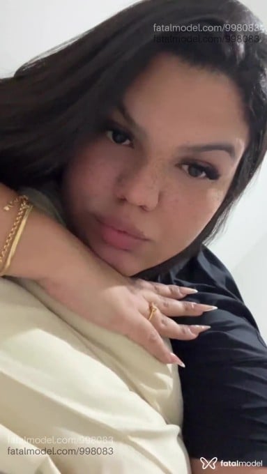 Acompanhante mulher com cabelo castanho de olhos castanhos em Feira de Santana - Laura Souza