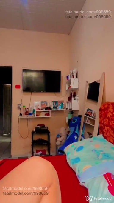 Acompanhante mulher com cabelo castanho de olhos mel em Altamira - Larissa