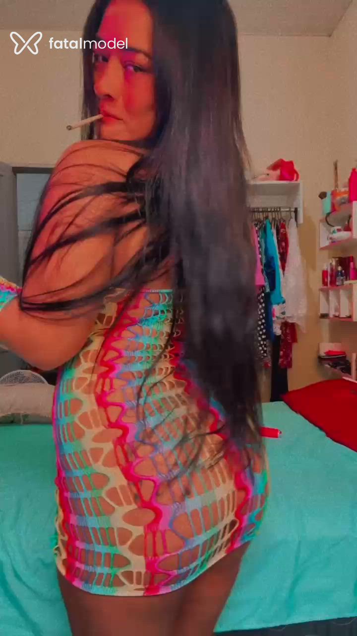 Acompanhante mulher com cabelo castanho de olhos mel - Larissa