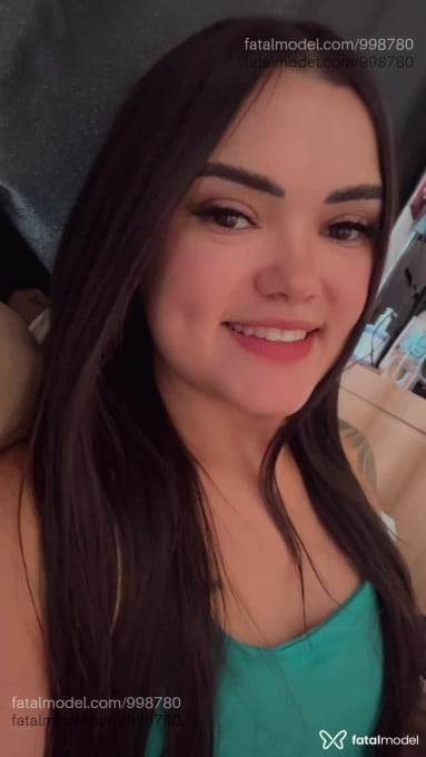Acompanhante mulher com cabelo castanho de olhos mel em Jaraguá do Sul - Yasmin Castilho