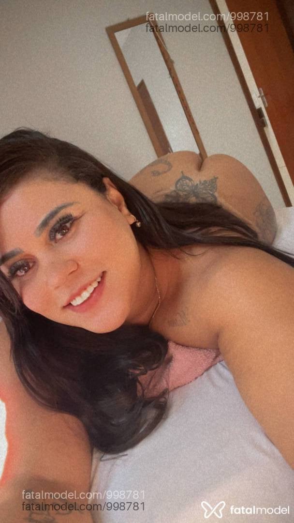 Acompanhante mulher morena (o) de olhos castanhos em Jataí - Larissa