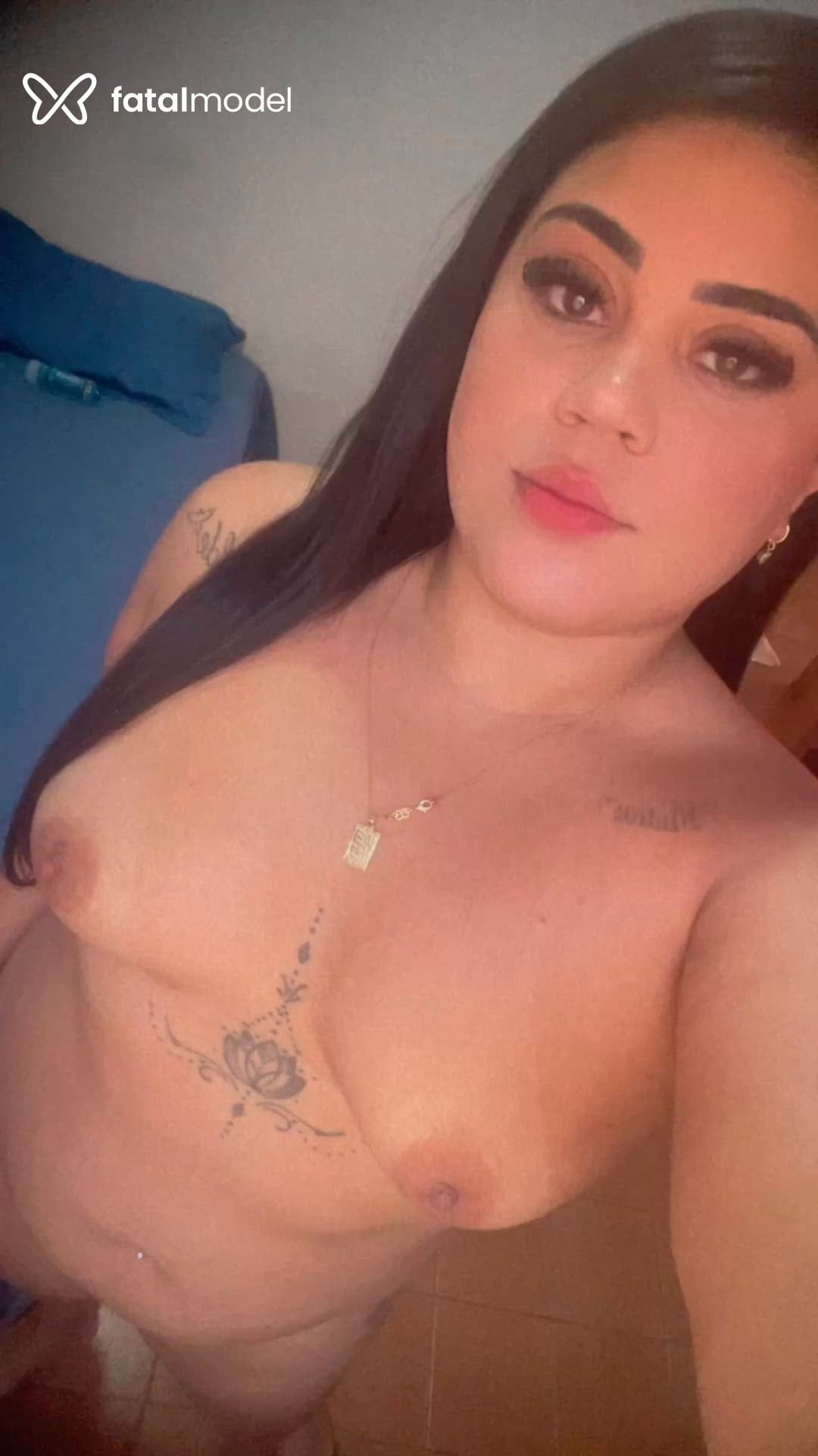 Acompanhante mulher morena (o) de olhos castanhos em Rio Verde - Larissa