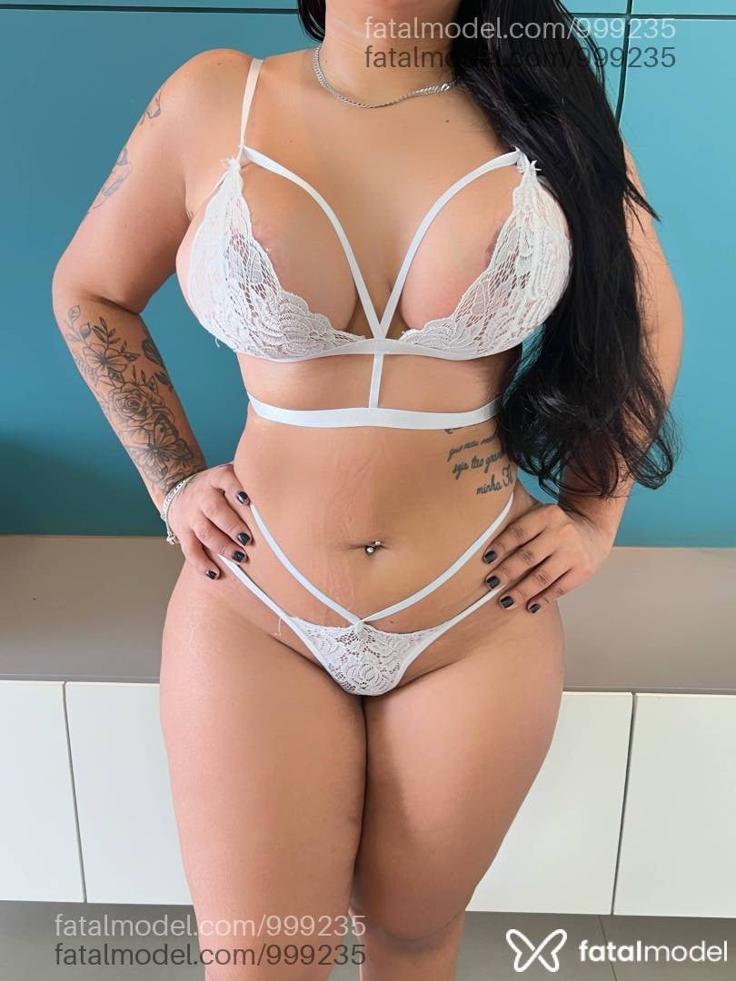 Acompanhante mulher com cabelo castanho de olhos mel em Morrinhos - Luana pimentel
