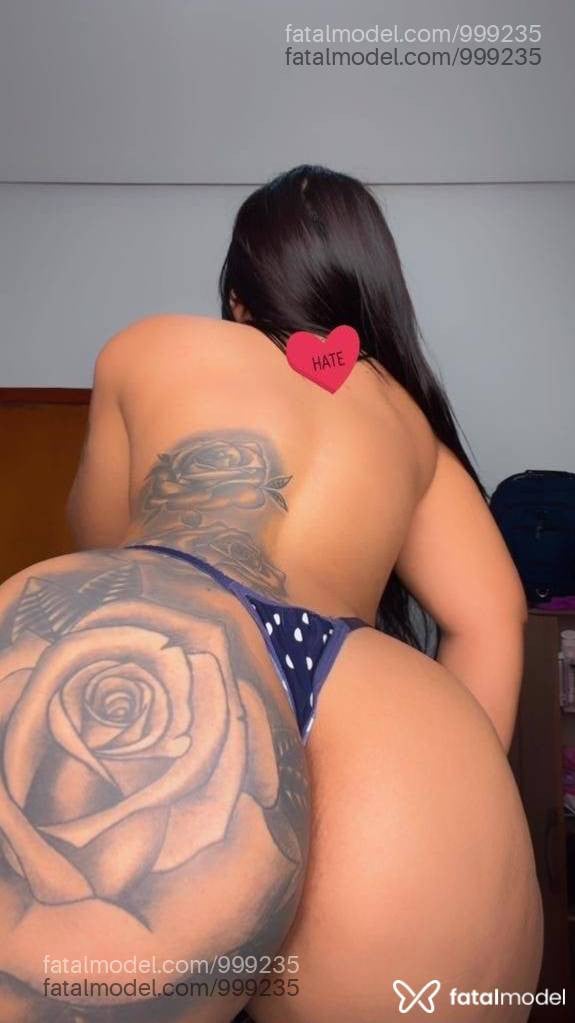 Acompanhante mulher com cabelo castanho de olhos mel - Luana pimentel