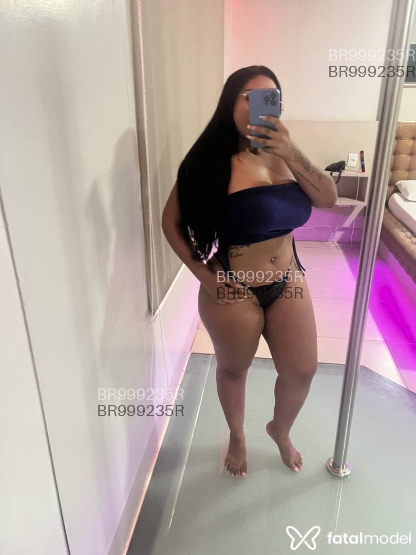 Acompanhante mulher com cabelo castanho de olhos mel em Morrinhos - Luana pimentel