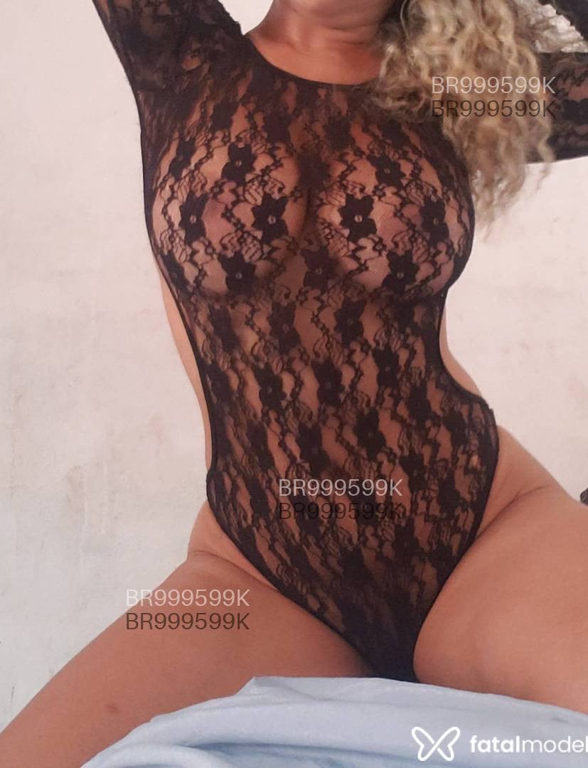 Acompanhante mulher com cabelo castanho de olhos castanhos em Maracanaú Acompanhante mulher com cabelo castanho de olhos castanhos em Maracanaú - Camila Oliveira
