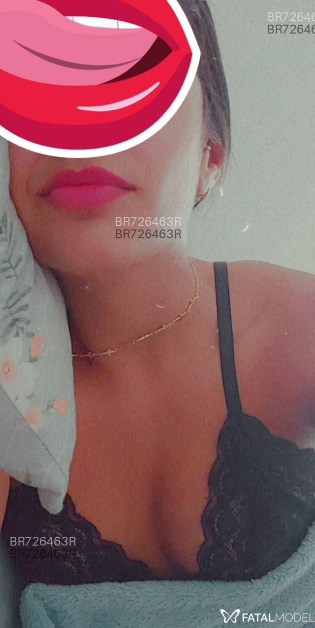 Acompanhante mulher com cabelo castanho de olhos castanhos em Belo Horizonte - Anne Magrinha